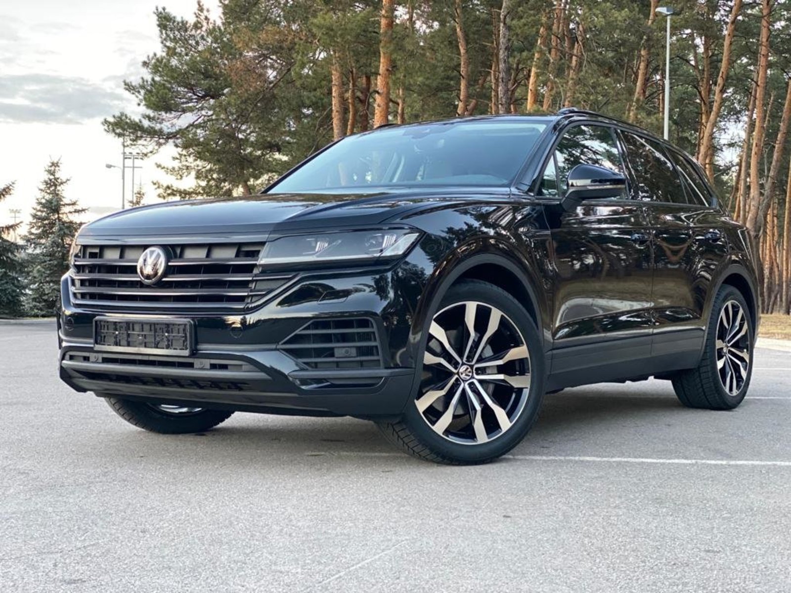 Volkswagen Touareg Black Edition , 2019 г. - 59 900 $, Автосалон Вип Авто,  г. Киев